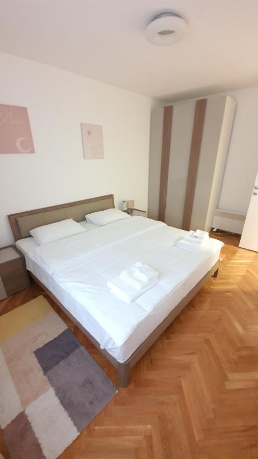 Apartman 8 Vrdnik Dış mekan fotoğraf
